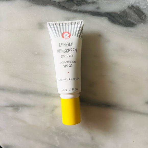 First Aid Beauty Mineral Sunscreen - Picture 3 of 6